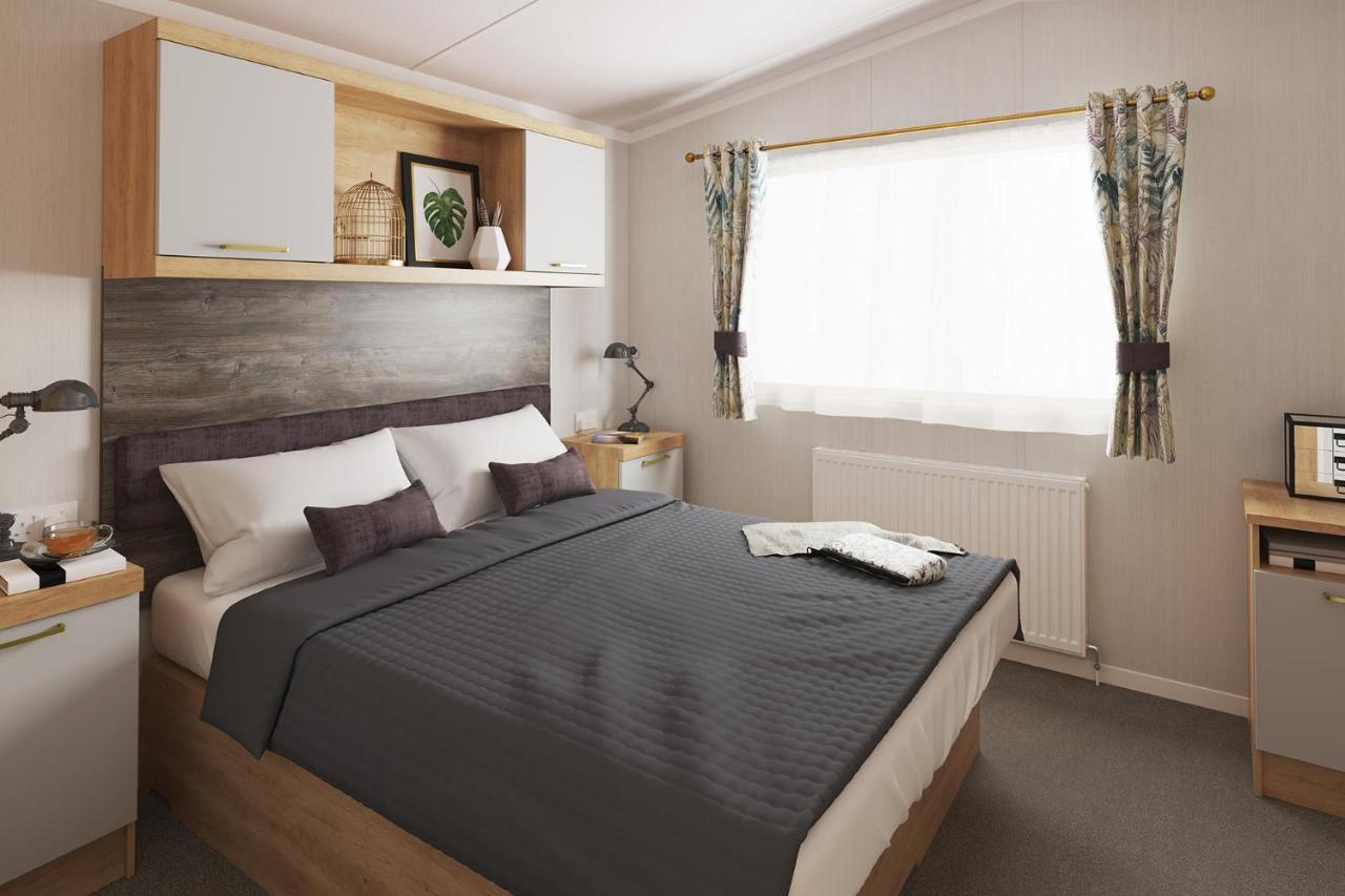 Lydstep Beach Bayview 3-Bedroom Holiday Home Тенби Екстериор снимка